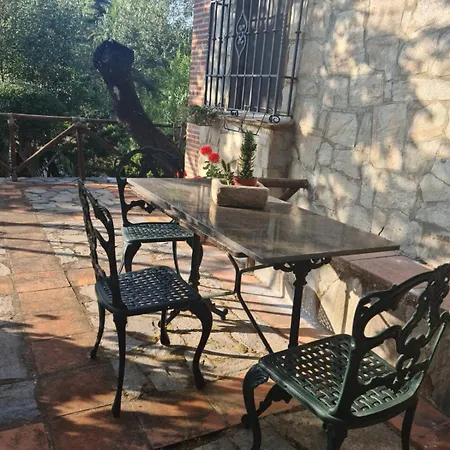 La Casita Encantada
